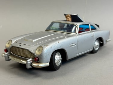 Gilbert Japan Tin Battery OP James Bond 007 Aston