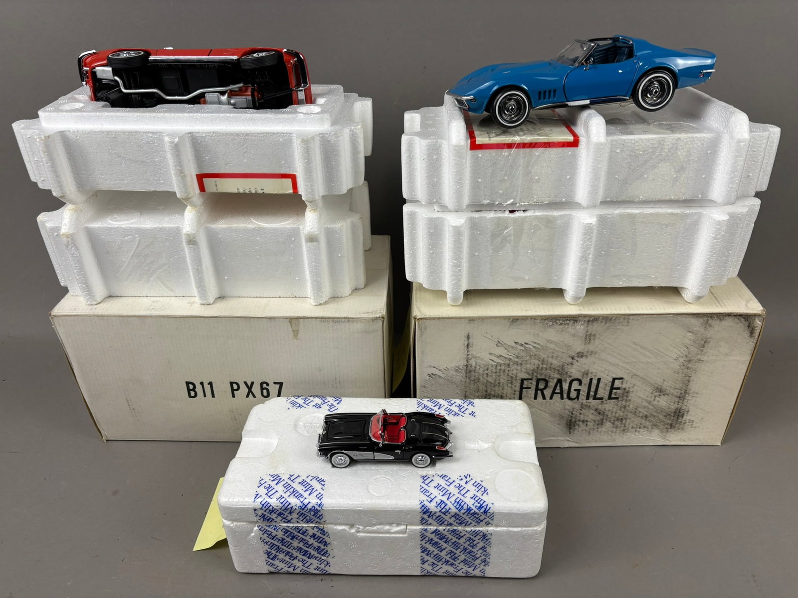 3 NOS Franklin Mint Die Cast Chevrolet Corvette Cars: This lot features 3 various Franklin Mint Chevrolet Corvette die cast cars. Please review all pictures for best description.