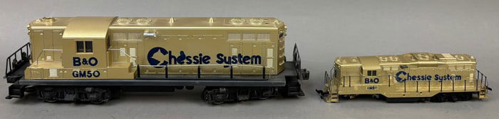 2 Lionel Chessie Systems B&O GM50 Train Engines