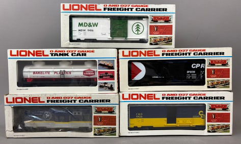 5 NOS Lionel Train Box Cars O Gauge Tank Car