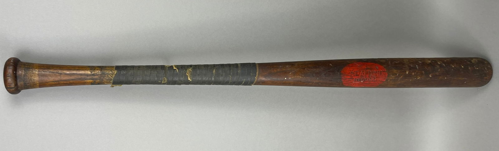 Antique Early 1920s Spalding Record 34" Wooden Baseball Bat w/ Red Painted Centerbrand (1 of 9)