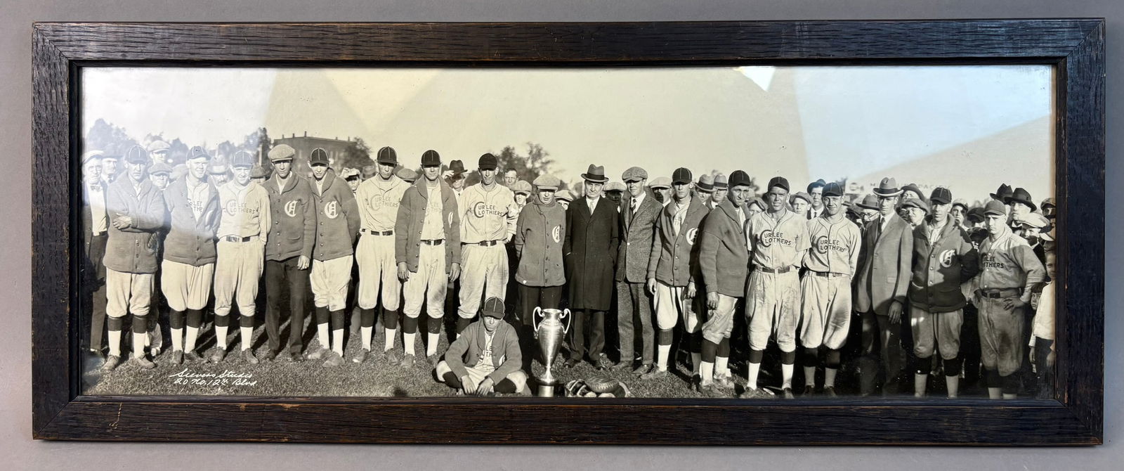 Curlee Clothers 1920s-30s Panoramic Baseball Team Framed Photograph (1 of 8)