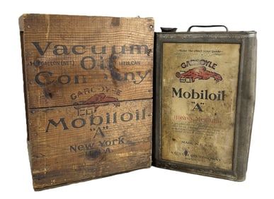 Mobiloil A Gargoyle 5 Gallon w/ Wood Vacuum Oil Shipping Box
