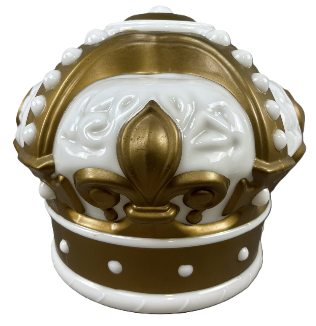 Original Standard Oil Milk Glass Gold Crown Gas Pump Globe (1 of 8)