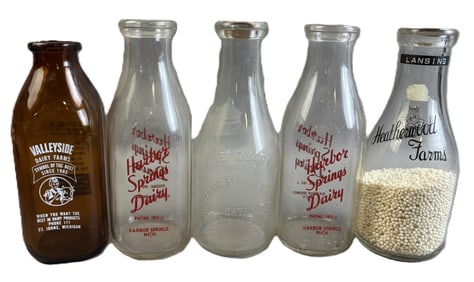 Lot 5 Glass Milk Bottles Harbor Springs Valleyside Dairy Heathewood Farms