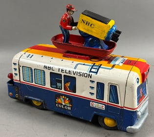 Cragstan RCA NBC Mobile TV Truck Tin Litho Battery Operated Van Works