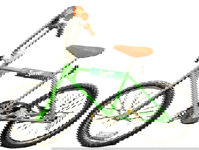 Schwinn Cruiser Deluxe Balloon Tire Bicycle