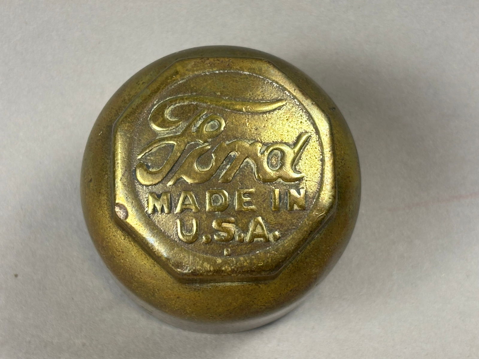Antique 1930s Ford Brass Original Hub Cap Grease Cover (1 of 6)