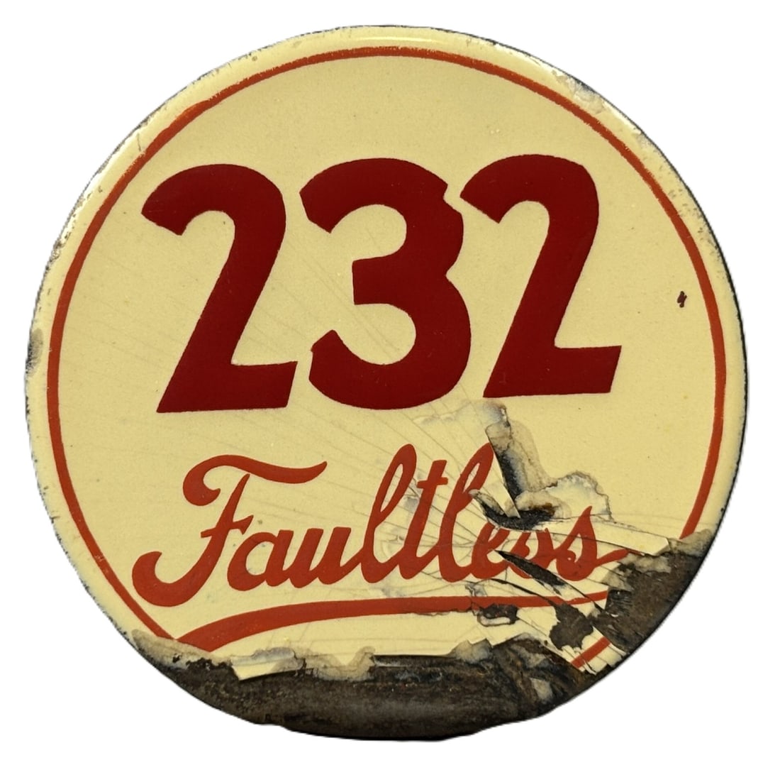 232 Faultless SSP Porcelain License Plate Topper: 3" - See all photos for a better idea on condition. All items are sold as-is, where-is! This is a simulcast auction event, with in house bidding offered, along with multiple online bidding platforms. 