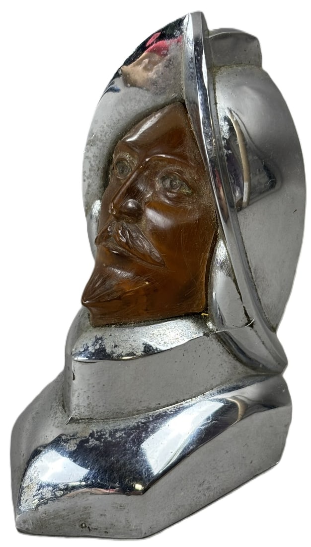 Chrysler Desoto 50s Amber Lucite Hood Ornament Conquistador: See all photos for a better idea on condition. All items are sold as-is, where-is! This is a simulcast auction event, with in house bidding offered, along with multiple online bidding platforms. If yo