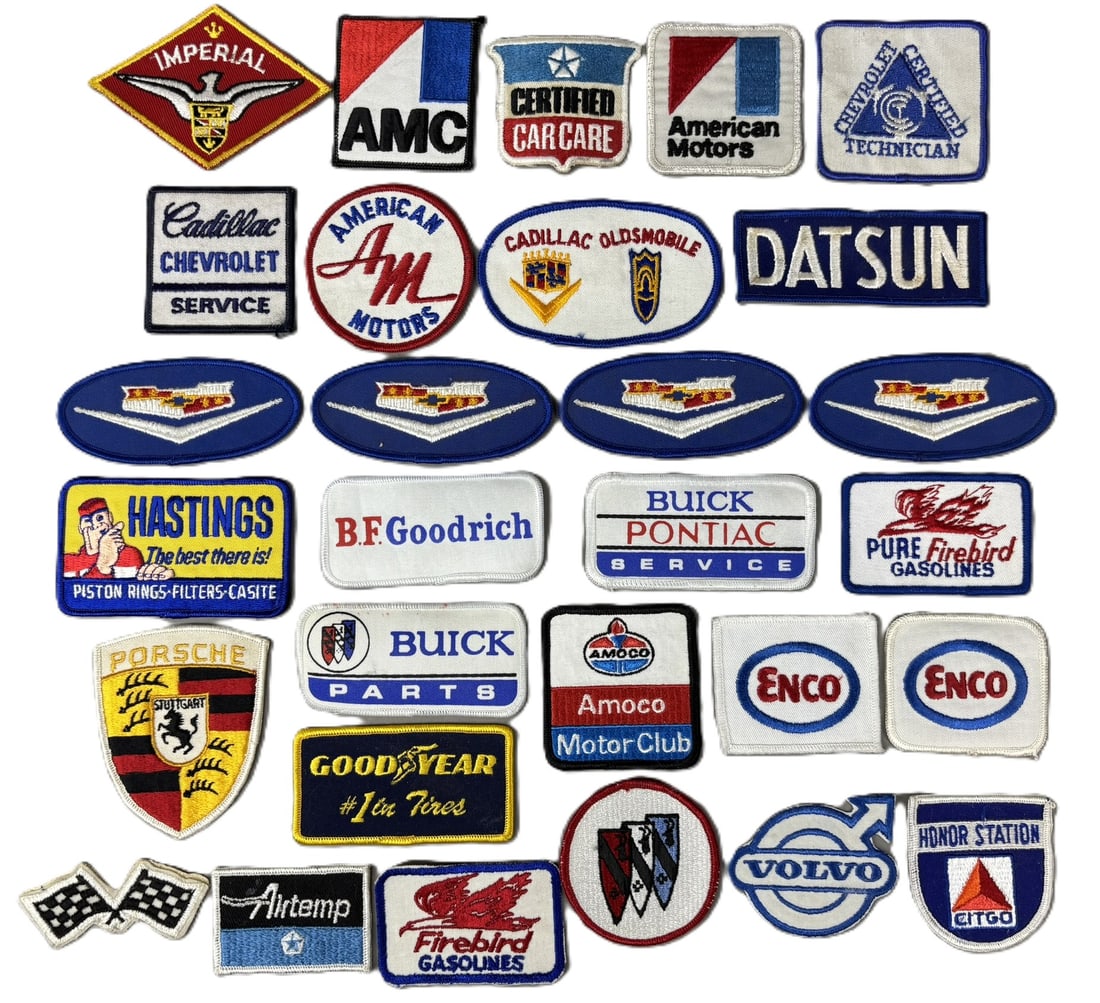Lot 29 Original 50s 60s Cadillac AMC Enco Pure Gas Oil Patches: See all photos for a better idea on condition. All items are sold as-is, where-is! This is a simulcast auction event, with in house bidding offered, along with multiple online bidding platforms. If yo
