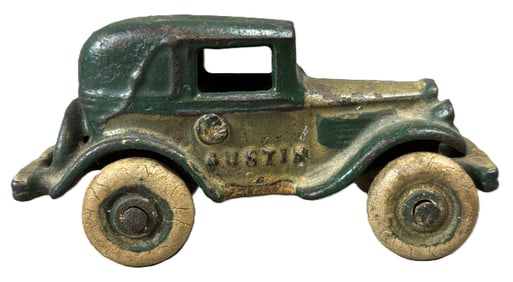 Austin Original AC Williams Cast Iron 4" Sedan Toy Motor Car