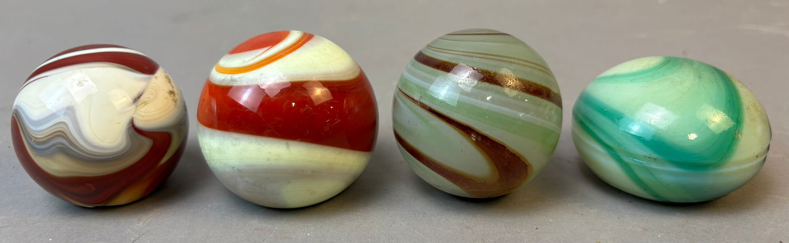 4 Original Uranium Glass Art Deco Era Shift Knobs (1 of 12)