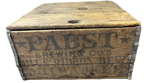 Pabst Brewing Co Blue Ribbon Beer Milwaukee Pro Prohibition Crate Ca. 1913