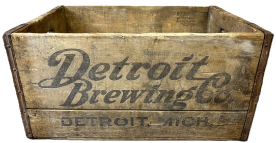 Detroit Brewing Co Ca. 1933 Wooden Beer Advertising Crate
