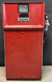 Bennett Model 2789 1970s Red Painted Gas Pump