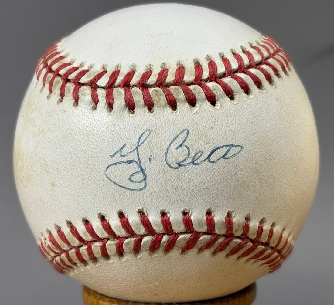 Yogi Berra Single Signed Rawlings Bobby Brown Baseball: Great original Yogi Berra single signed Rawlings Bobby Brown RO-A baseball. Light toning as shown. PLEASE NOTE WE OFFER IN HOUSE SHIPPING & HAVE BIDDING AVAILABLE ON OUR OWN WEBSITE! If you win on LIV