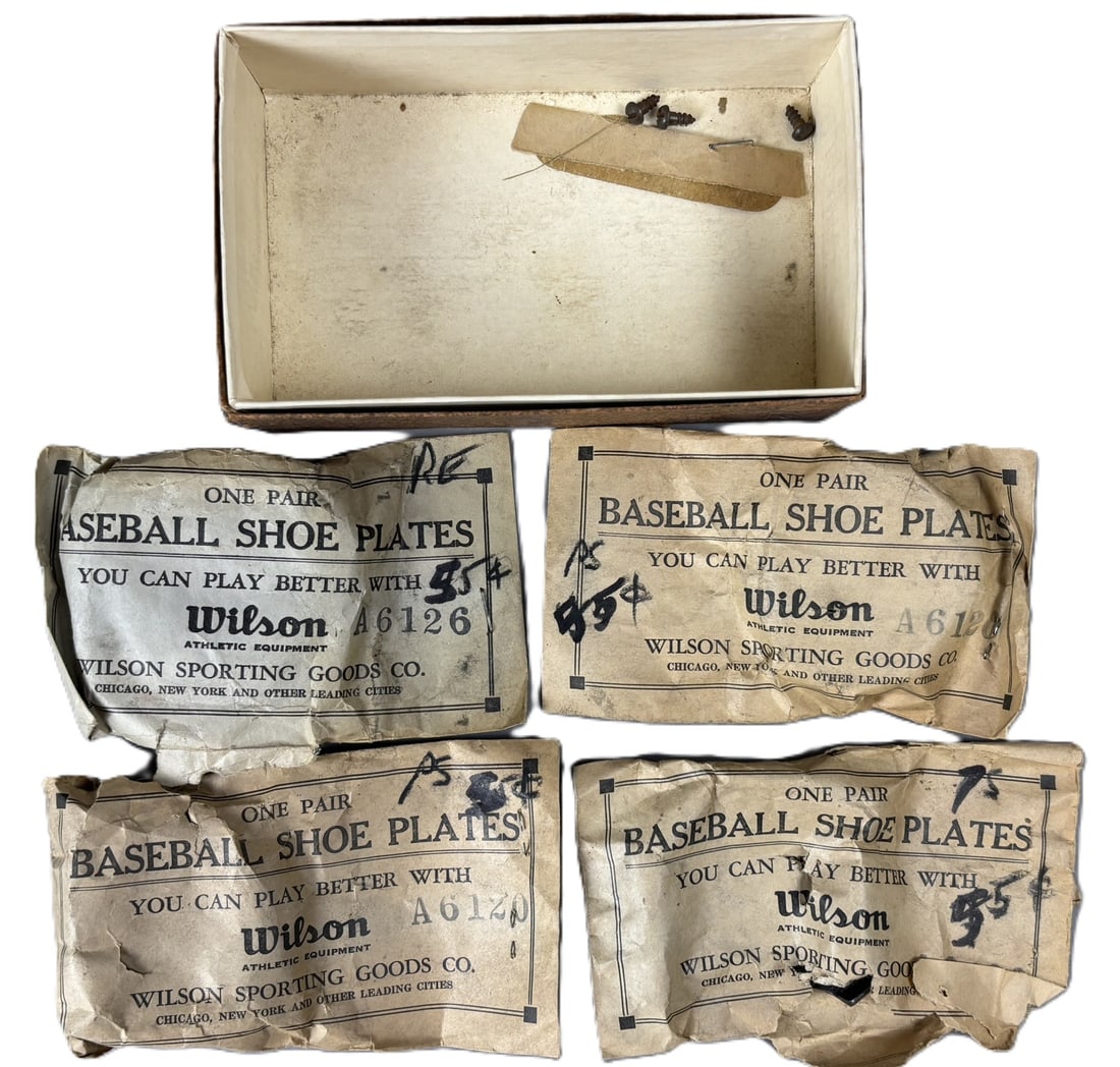 Antique Lot 4 Wilson Sporting Goods Baseball Shoe Plates w/ Envelope: Circa 1920s original Wilson Sporting Goods lot of 4 baseball shoe plates for cleats. Wear as shown to the envelopes. See all photos. PLEASE NOTE WE OFFER IN HOUSE SHIPPING & HAVE BIDDING AVAILABLE ON