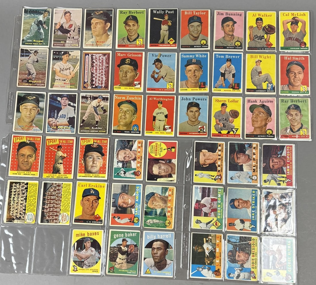 Lot 49 1957 1958 1959 1960 Topps Baseball Cards: Original lot of 49 Topps 1957-1960 baseball cards. PLEASE NOTE WE OFFER IN HOUSE SHIPPING & HAVE BIDDING AVAILABLE ON OUR OWN WEBSITE! If you win on LIVE AUCTIONEERS, please click "SELF ARRANGED SHIPP