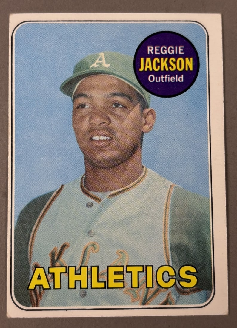 1969 Topps #260 Reggie Jackson HOF - SGC SUBMISSION 12.18.25: SGC Submission 12.18.25 - Waiting On Grading PLEASE NOTE WE OFFER IN HOUSE SHIPPING & HAVE BIDDING AVAILABLE ON OUR OWN WEBSITE! If you win on LIVE AUCTIONEERS, please click "SELF ARRANGED SHIPPING"