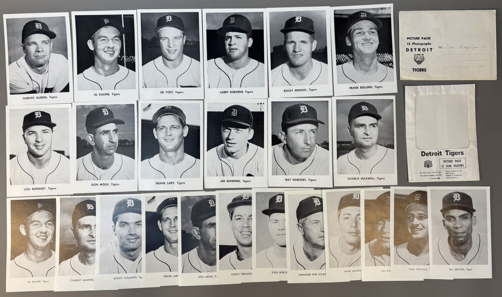 2 Original 1960s Detroit Tigers Picture Packs 24 Star Players Al Kaline & More: All photos are in excellent condition overall and come with original picture packs. PLEASE NOTE WE OFFER IN HOUSE SHIPPING & HAVE BIDDING AVAILABLE ON OUR OWN WEBSITE! If you win on LIVE