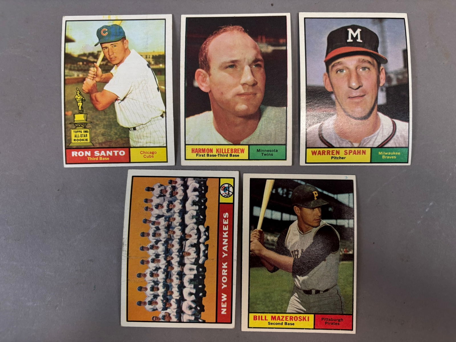 Lot 5 Topps 1961 Baseball Cards Killebrew Spahn Santo: Santo #35, Killebrew #80, Spahn #200, Yankees Team #228, Mazeroski #430 PLEASE NOTE WE OFFER IN HOUSE SHIPPING & HAVE BIDDING AVAILABLE ON OUR OWN WEBSITE! If you win on LIVE AUCTIONEERS, please click