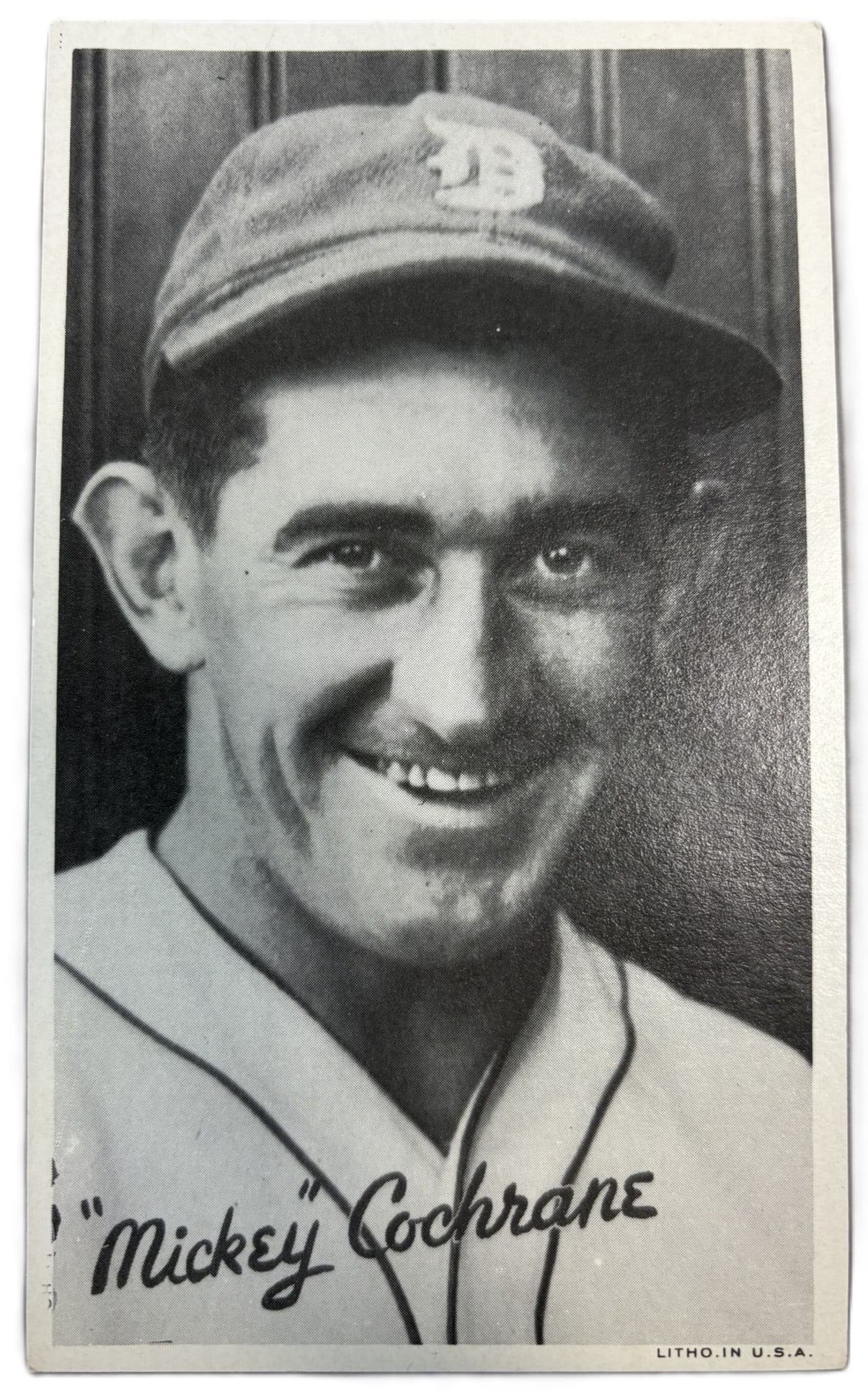 1936 R314 Goudey Premium Mickey Cochrane Detroit Tigers: Excellent original condition - see all photos PLEASE NOTE WE OFFER IN HOUSE SHIPPING & HAVE BIDDING AVAILABLE ON OUR OWN WEBSITE! If you win on LIVE AUCTIONEERS, please click "SELF ARRANGED SHIPPING"