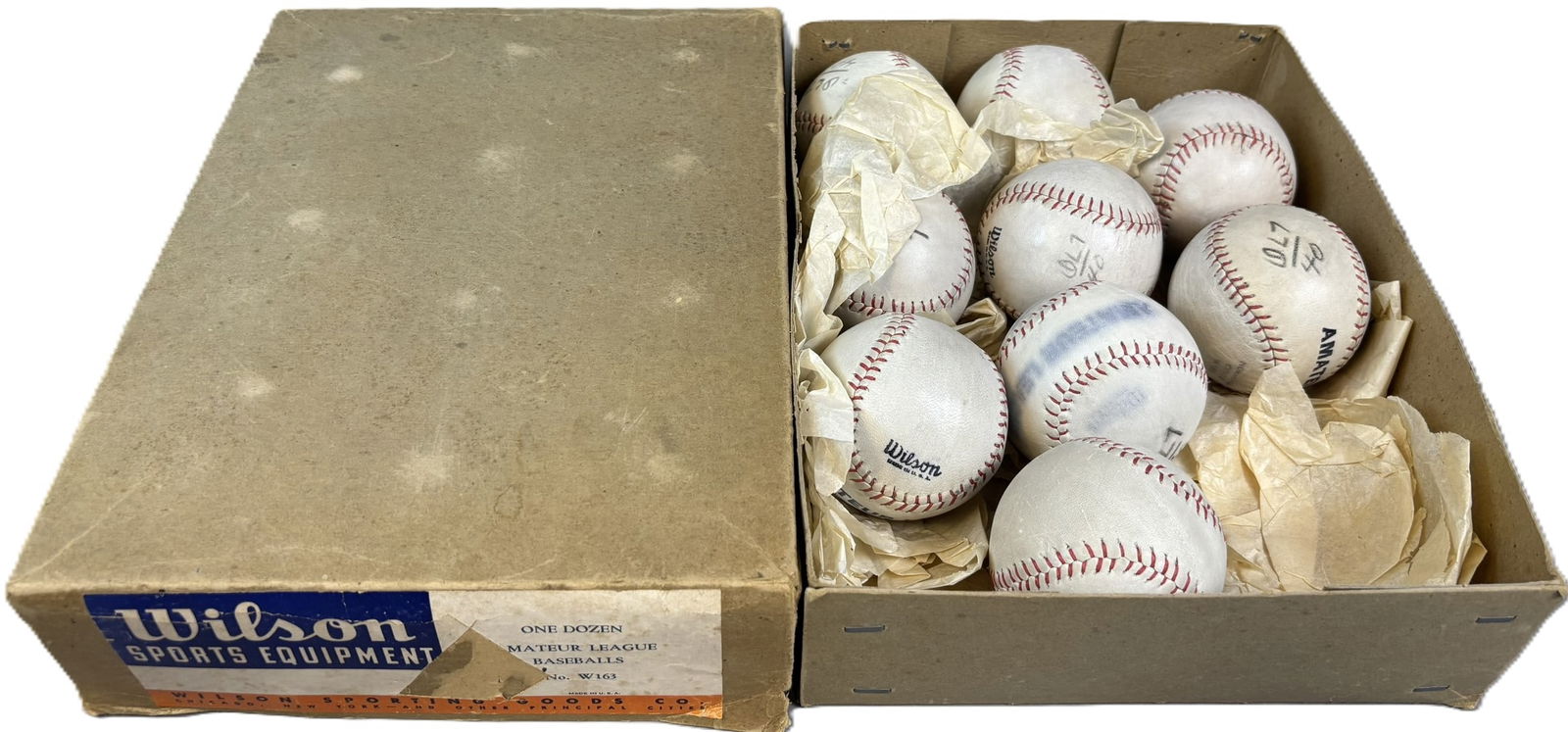 Wilson Amatuer League W163 Original Dozen Count Box 9 Original Mint Balls: Incredible 1930s-40s Amatuer League Wilson box of baseballs. $.40 in crayon original price written on each ball. Great condition. PLEASE NOTE WE OFFER IN HOUSE SHIPPING & HAVE BIDDING AVAILABLE ON OUR