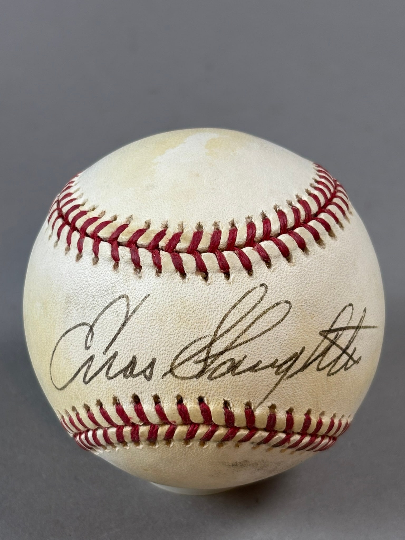 Enos Slaughter Single Signed Rawlings ONL Baseball HOF: Great original Enos Slaughter single signed Rawlings OAL ball. See all photos and all other autograph balls from the same collection. PLEASE NOTE WE OFFER IN HOUSE SHIPPING & HAVE BIDDING AVAILABLE ON