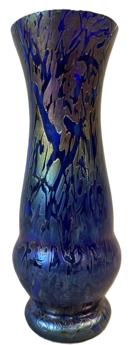 Iridescent Weller Art Pottery Vase c 1905 Sicard Style 8.5": Offered here is a striking iridescent art pottery vase attributed to Weller Pottery, circa 1905, in the manner of the famed Sicard glaze line. The vase features deep cobalt blue ground with metallic i