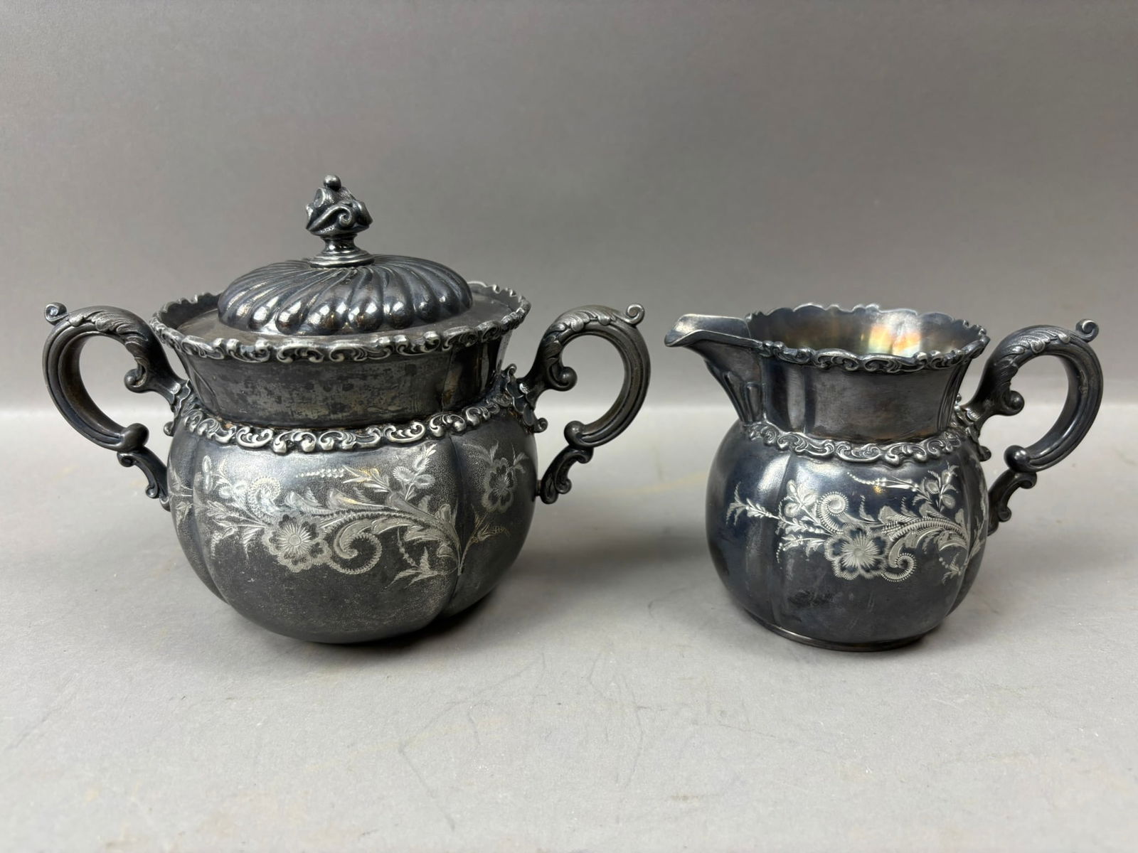 Wilcox Quadruple Plate Sugar & Creamer Set Floral Engraved Victorian (1 of 16)