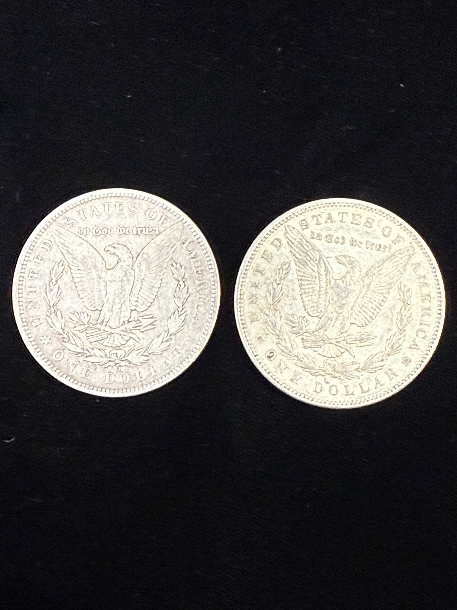 Two 1900 Morgan Silver Dollars Circulated Pair - 4