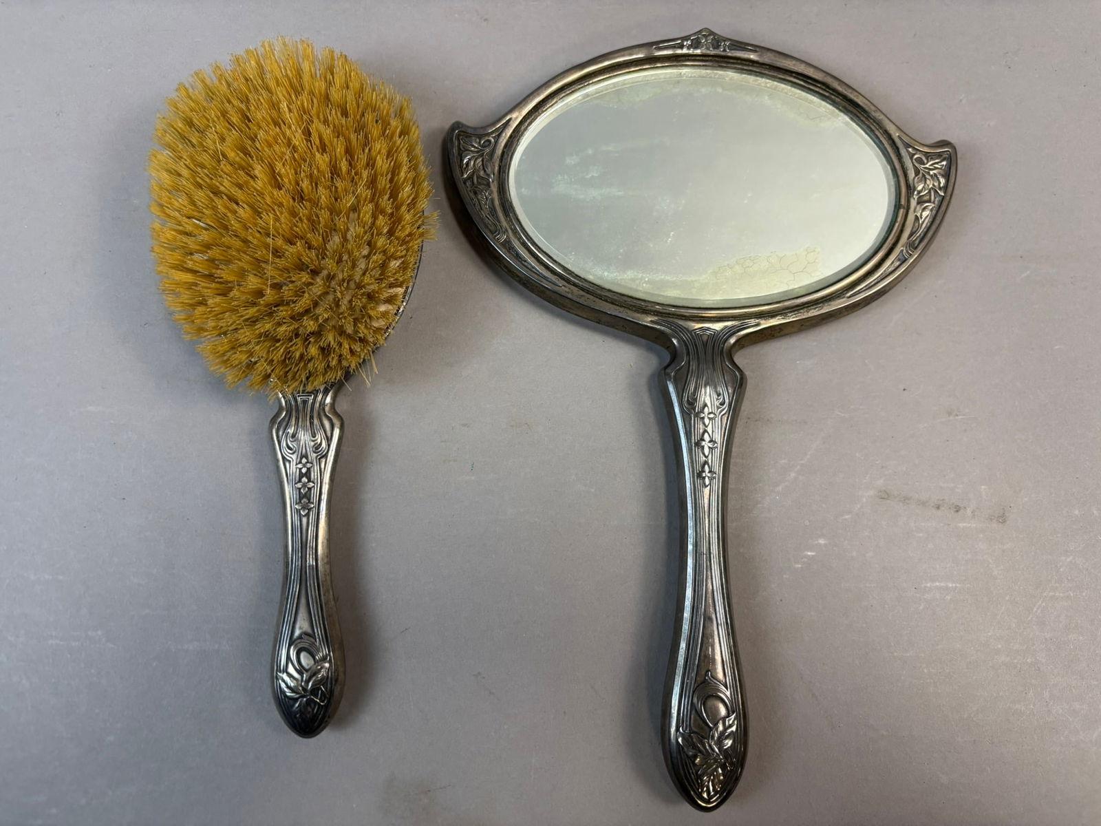 F&B Sterling Silver Art Nouveau Vanity Mirror & Brush Set Monogrammed (1 of 10)