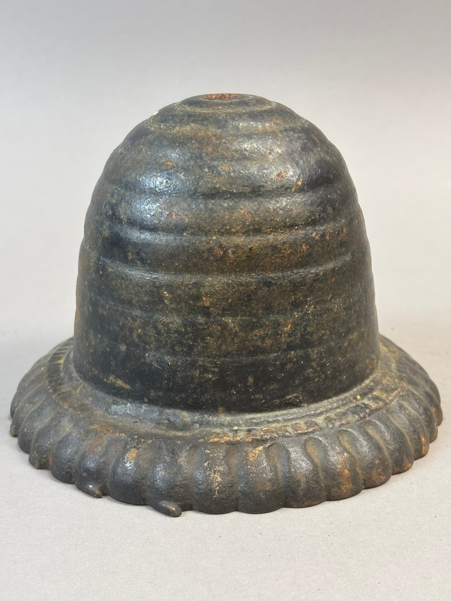 Antique Cast Iron Beehive String Holder General Store Twine Dispenser: Antique cast iron beehive form string holder or twine dispenser commonly found in general stores and butcher shops during the late 19th and early 20th centuries. The domed ribbed “beehive”