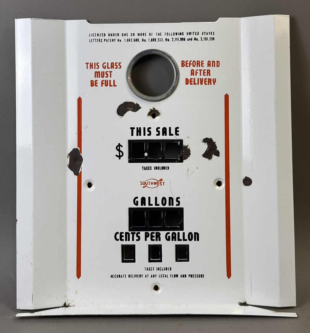Southwest Gas Pump Porcelain Face Ca. 1950s (1 of 12)