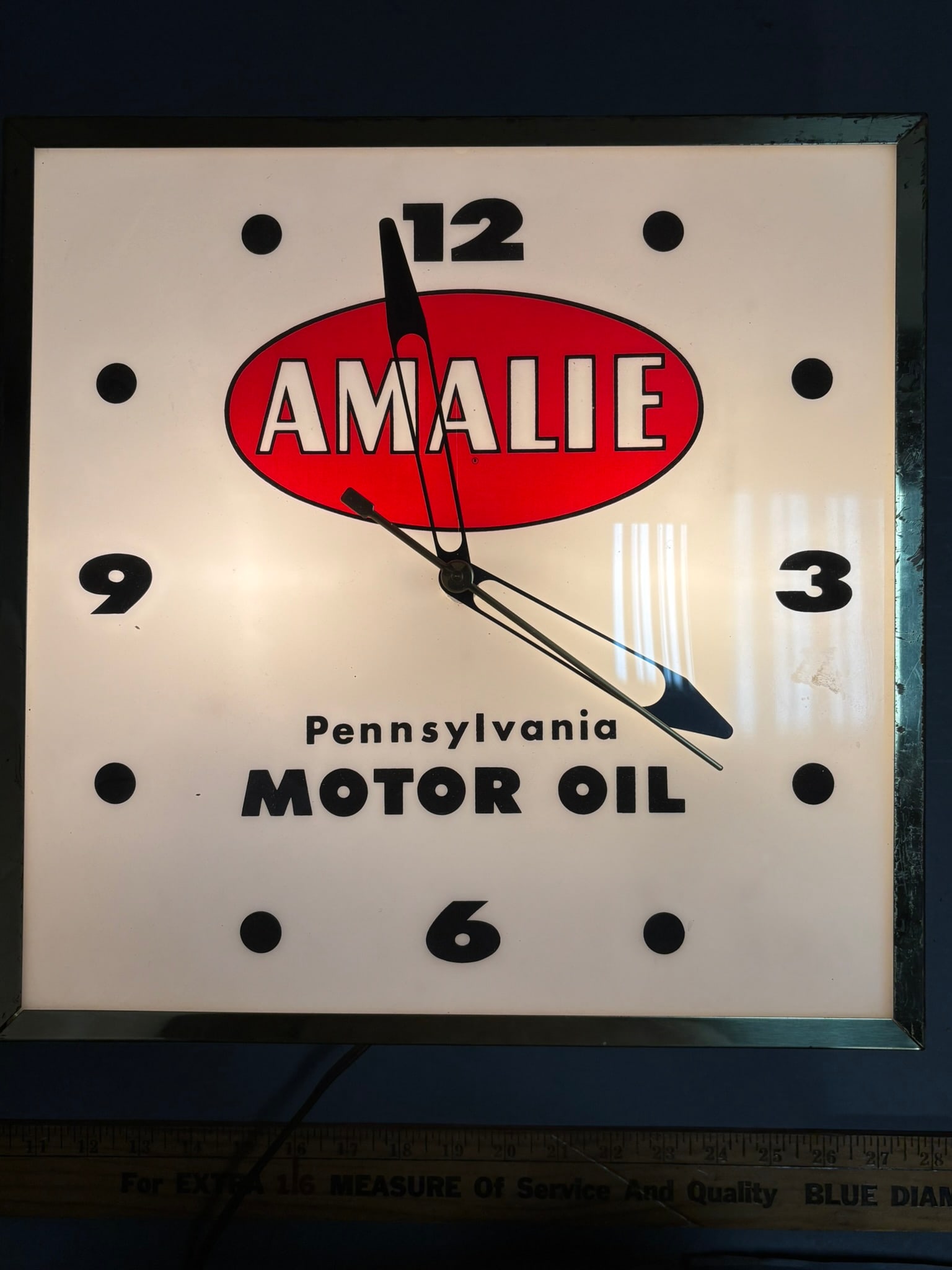 Amalie Pennsylvania Motor Oil Lighted Advertising Gas Station Clock - Works (1 of 8)