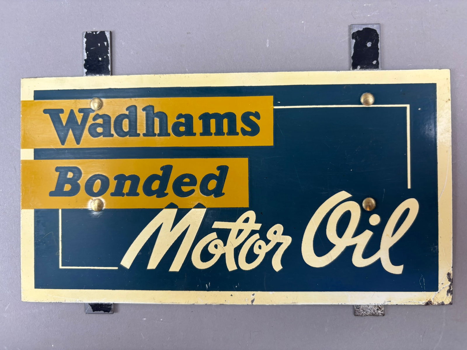 Wadhams Bonded Motor Oil SST Painted Metal Advertising Oil Bottle Rack Sign (1 of 7)