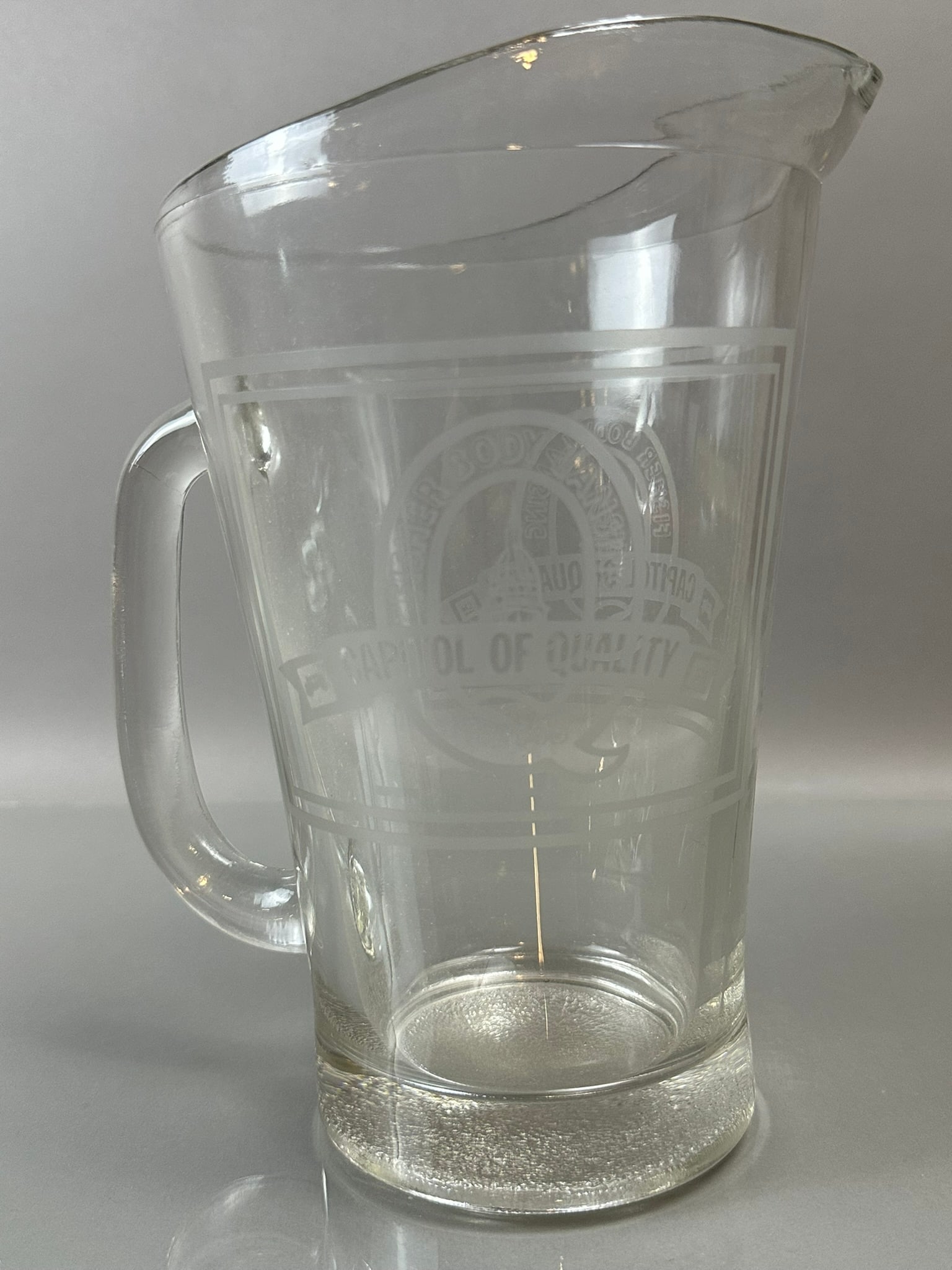 Fisher Body Lansing Michigan Original 1960s 1 Gallon Glass Pitcher Drink Pourer (1 of 10)