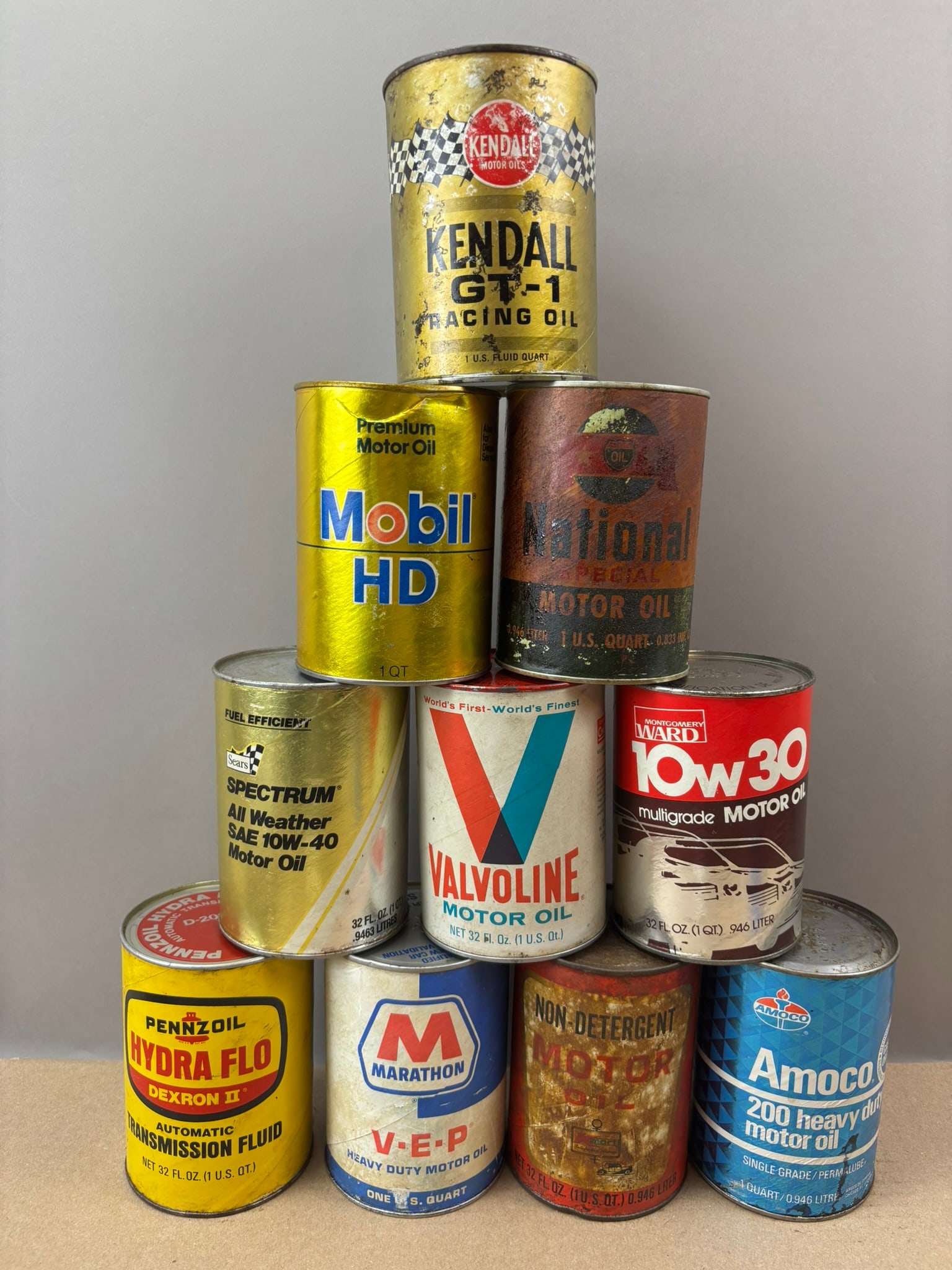 Lot 10 Full National Montgomery Ward Amoco Mobil Kendall Composite Oil Can: All full with contents.