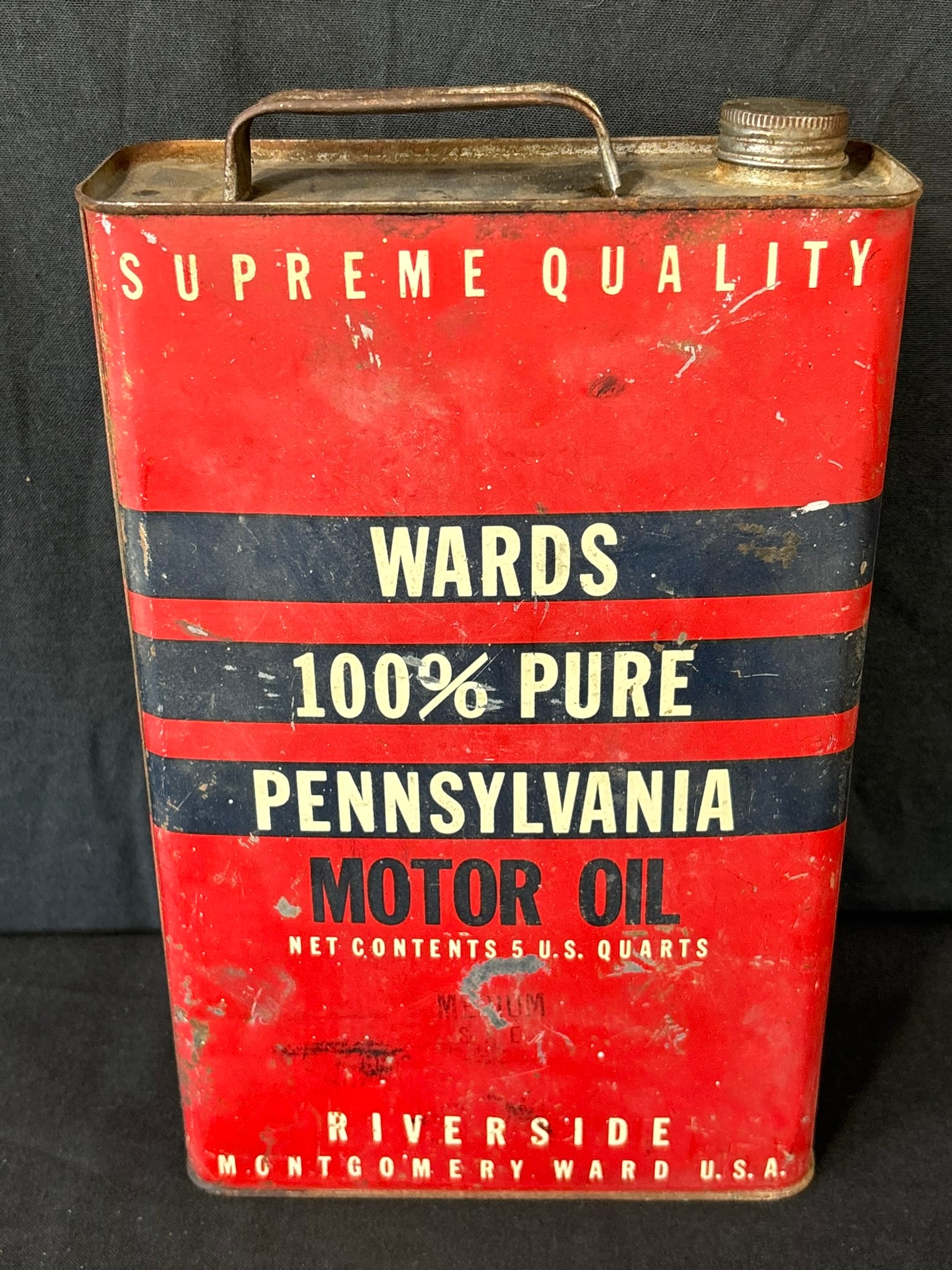 Wards 100% Pure Pennsylvania 5 US Quarts Motor Oil Can: Great original graphics. Wear as shown. See all photos for a better idea on condition.