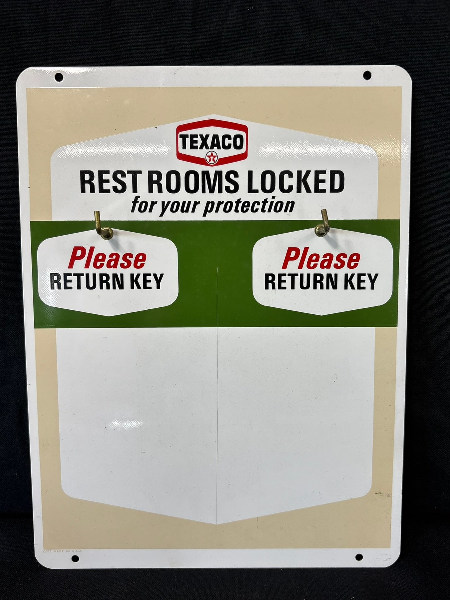 Texaco Restrooms SST Painted Bathroom Key Advertising Signs: Circa 1960s sign in good overall condition. Marked Made in USA bottom left hand corner. 12" x 9"