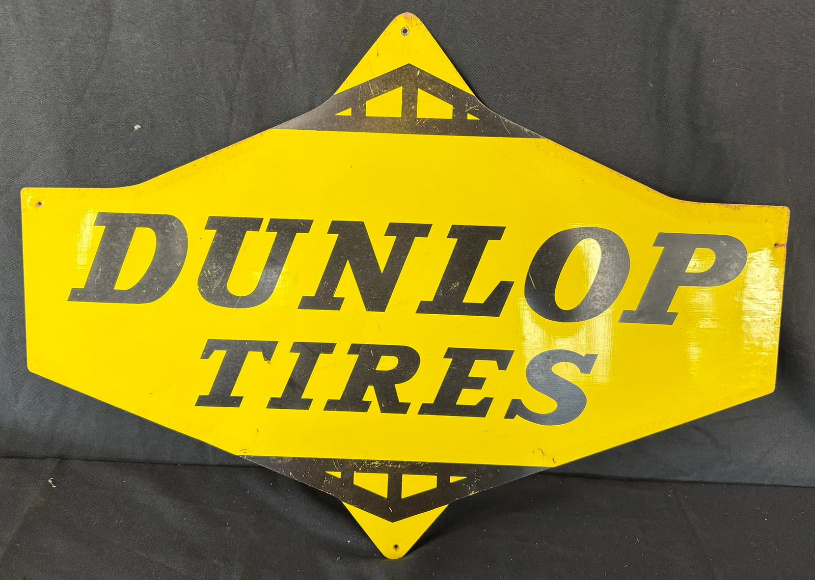 Dunlop Tires Use Your Credit Card Diecut DST Hanging Sign (1 of 8)