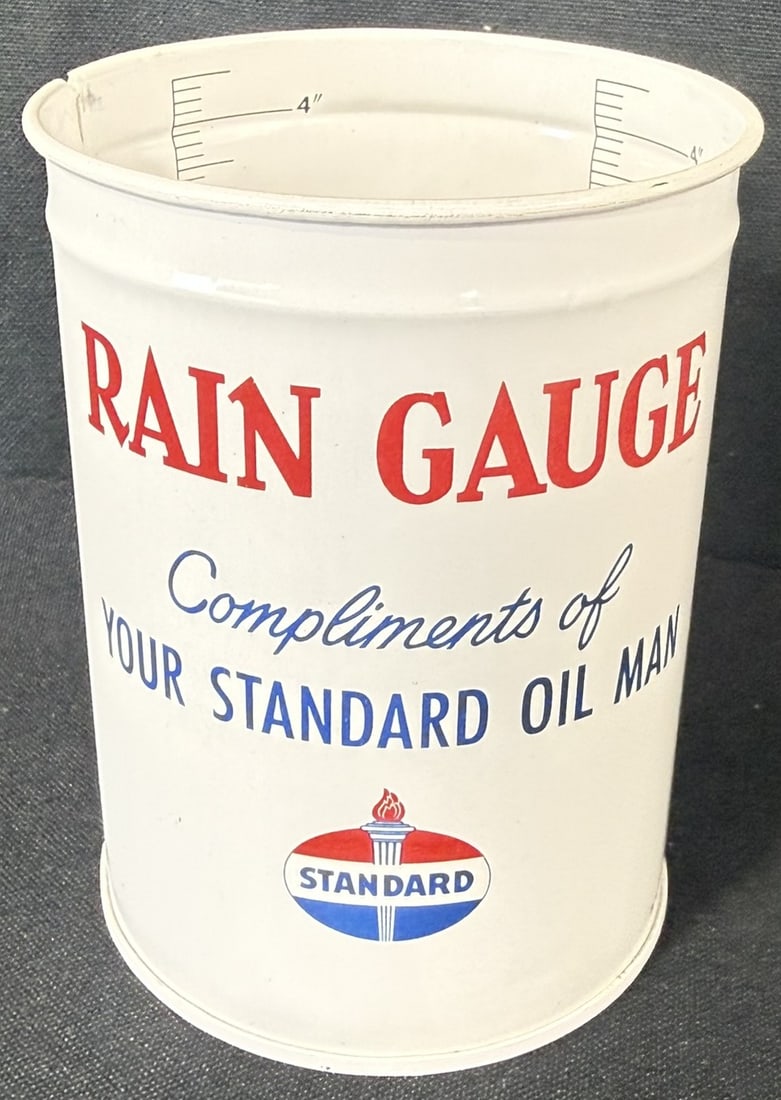 Compliments Of Your Standard Oil Man Rain Gauge Metal Can: Great original graphics. Wear as shown. See all photos for a better idea on condition.