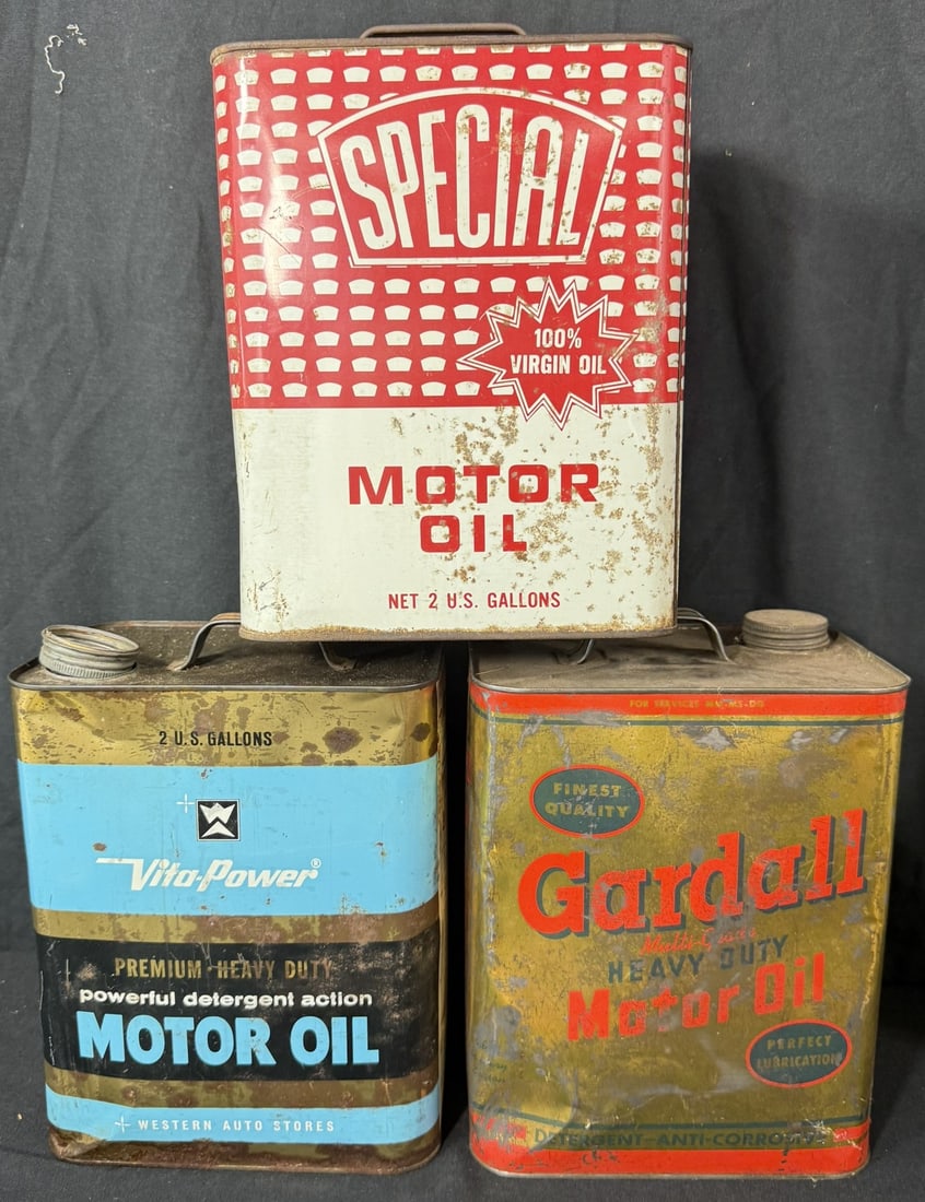 Lot 3 Special Vita-Power Gardall 2 Gallon Motor Oil Cans: Great original graphics. Wear as shown. See all photos for a better idea on condition.