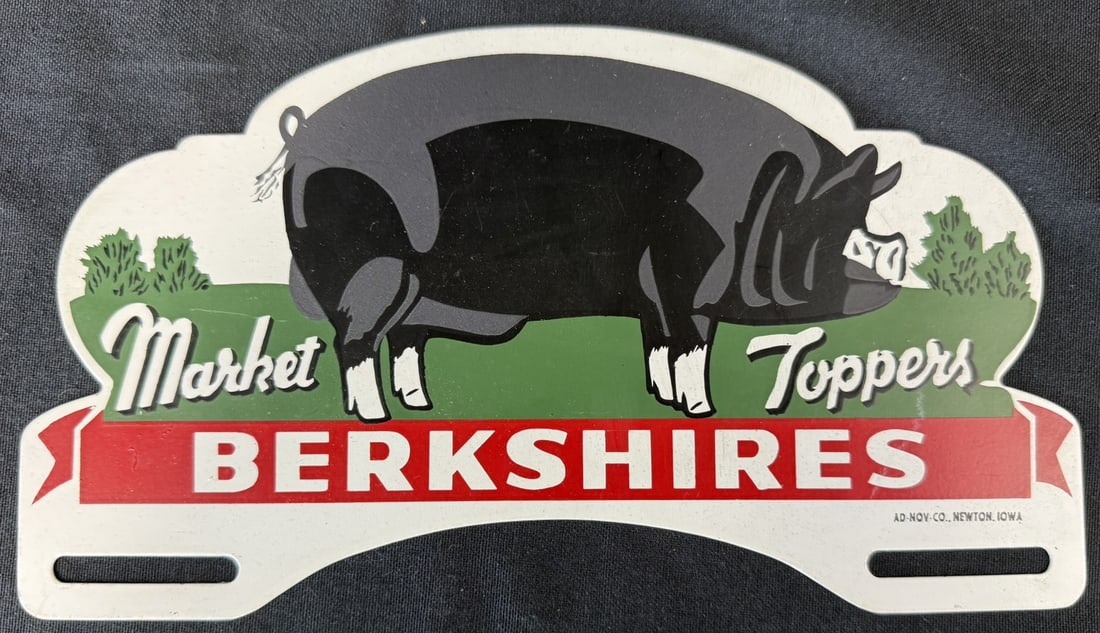 Berkshires Market Toppers SST Tin Pig License Plate Topper: 10" wide
