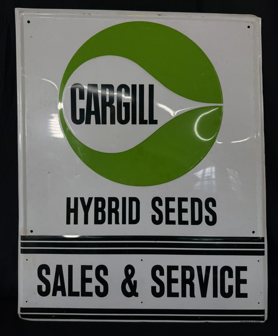 Cargill Hybrid Seeds SST Painted Metal Embossed Farm Sign (1 of 7)