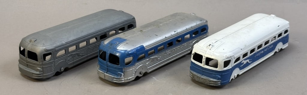 Lot 3 6" 1950s Tootsie Toy Greyhound Line Buses: Please make sure you view all photos and ask any questions you may have! Great original collectible item. This is day 1 of our 2 day one owner auction event. Thanks and have a great day! Holler & Hamm