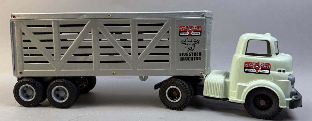 Valley Farms Livestock Produce Hauler w/ Dodge Cab: Restored as shown. New decals and paint. Please make sure you view all photos and ask any questions you may have! Great original collectible item. This is day 1 of our 2 day one owner auction event. T