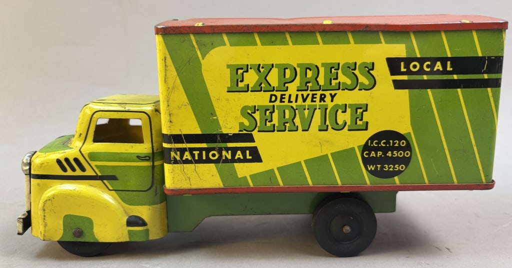 1950s Wyandotte Express Tin Litho Delivery Truck: Please make sure you view all photos and ask any questions you may have! Great original collectible item. This is day 1 of our 2 day one owner auction event. Thanks and have a great day! Holler & Hamm