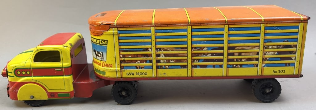 Marx Marcrest Livestock Lines Cattle Farm Truck: Please make sure you view all photos and ask any questions you may have! Great original collectible item. This is day 1 of our 2 day one owner auction event. Thanks and have a great day! Holler & Hamm